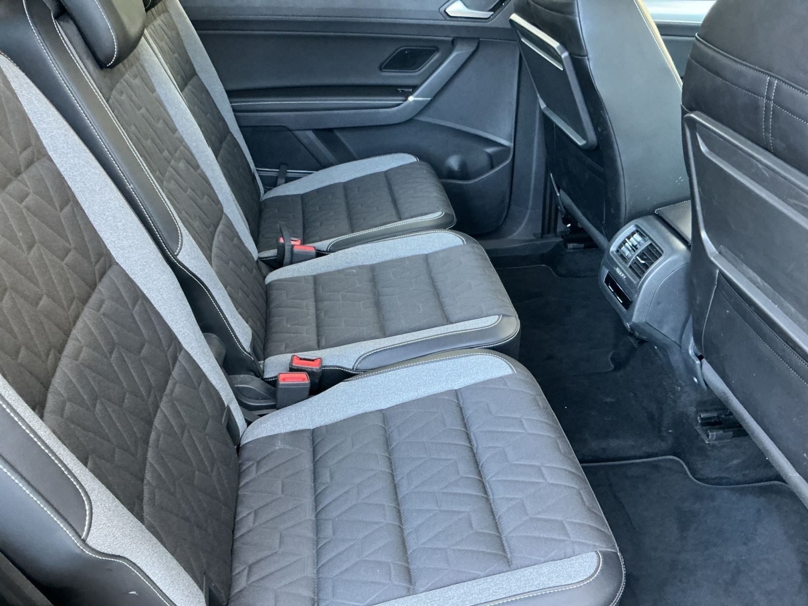 Volkswagen Touran - Bild 16
