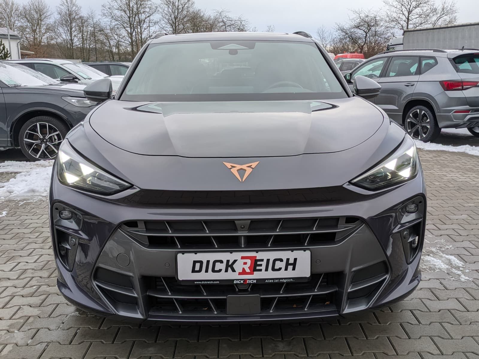 Fahrzeugabbildung CUPRA Terramar 1.5 eTSI 360°HUD*MATRIX*PANO*DCC*20"