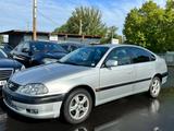 Toyota Avensis 2.0 linea sol KLIMA/TÜV26/AHK/SCHIEBEDH/ - gebrauchte Toyota Avensis aus dem Jahr 2001