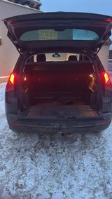 Peugeot 3008 Premium - Gebrauchtwagen bis 3.500 Euro