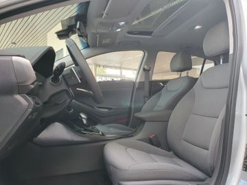 Fahrzeugabbildung Hyundai Ioniq Advantage Plug-In Hybrid