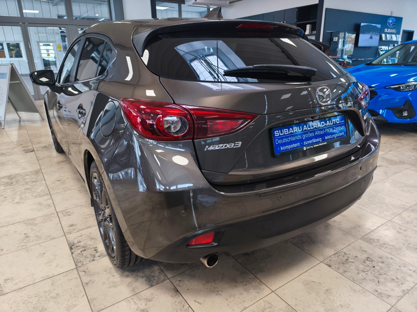 Mazda 3 Limited Nakama | Navi