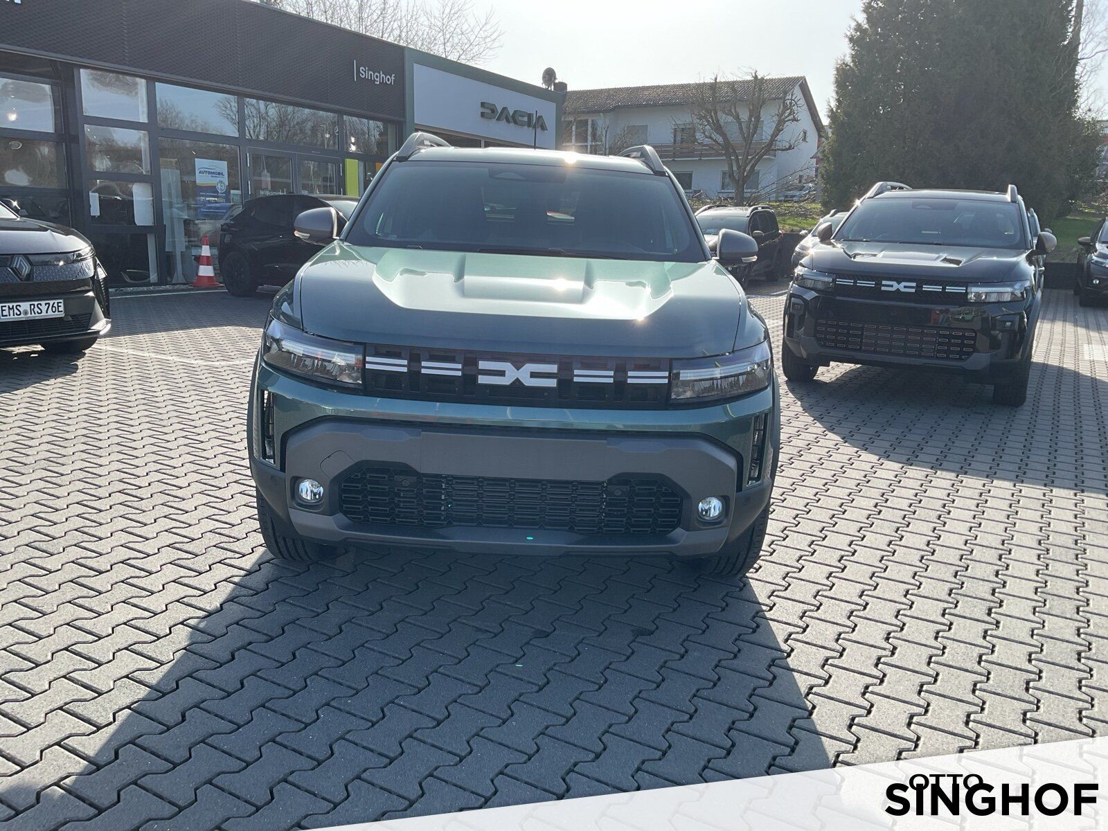 Fahrzeugabbildung Dacia Duster Journey hybrid 155