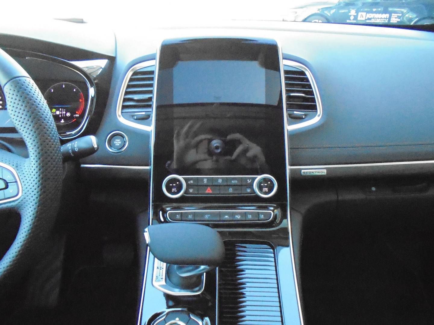 Fahrzeugabbildung Renault ESPACE INITIALE PARIS BLUE dCi 190 EDC
