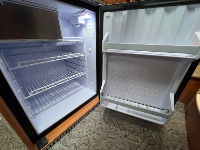 HYMER / ERIBA / HYMERCAR Van 374 Einzelbett,Markise,Garage,Desgin-Paket
