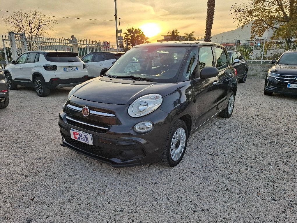 Image of Fiat 500L Urban