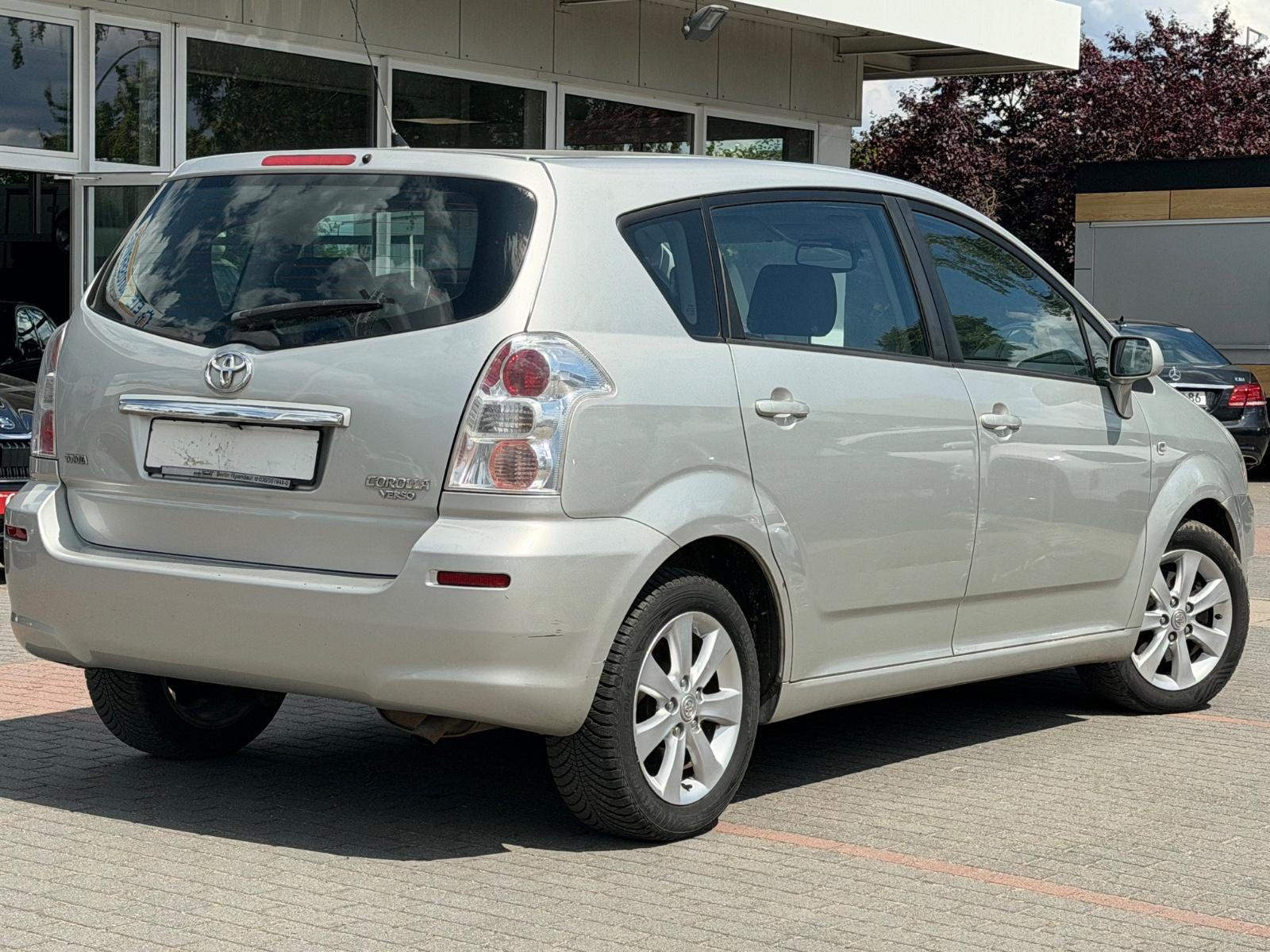 Toyota Corolla Verso Executive 1.8 129PS AUT.*7-SITZER