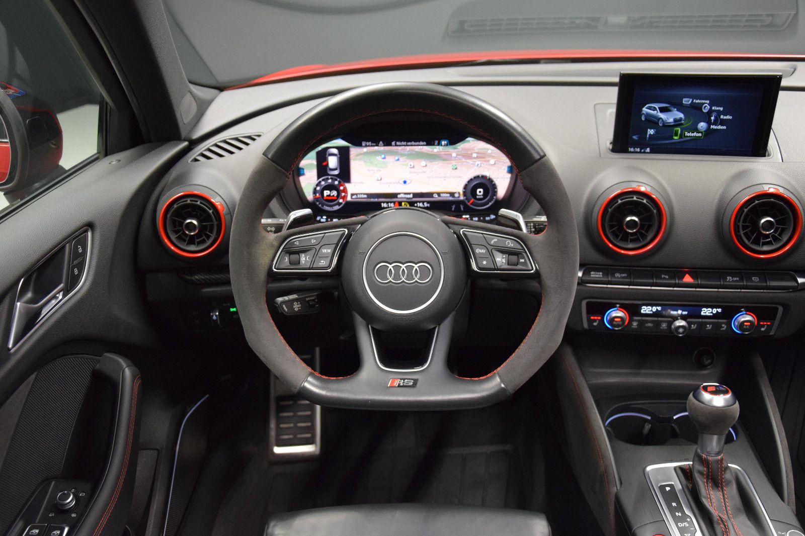 Fahrzeugabbildung Audi RS3 Sportback 2.5 TFSI quattro Pano Schale B&O