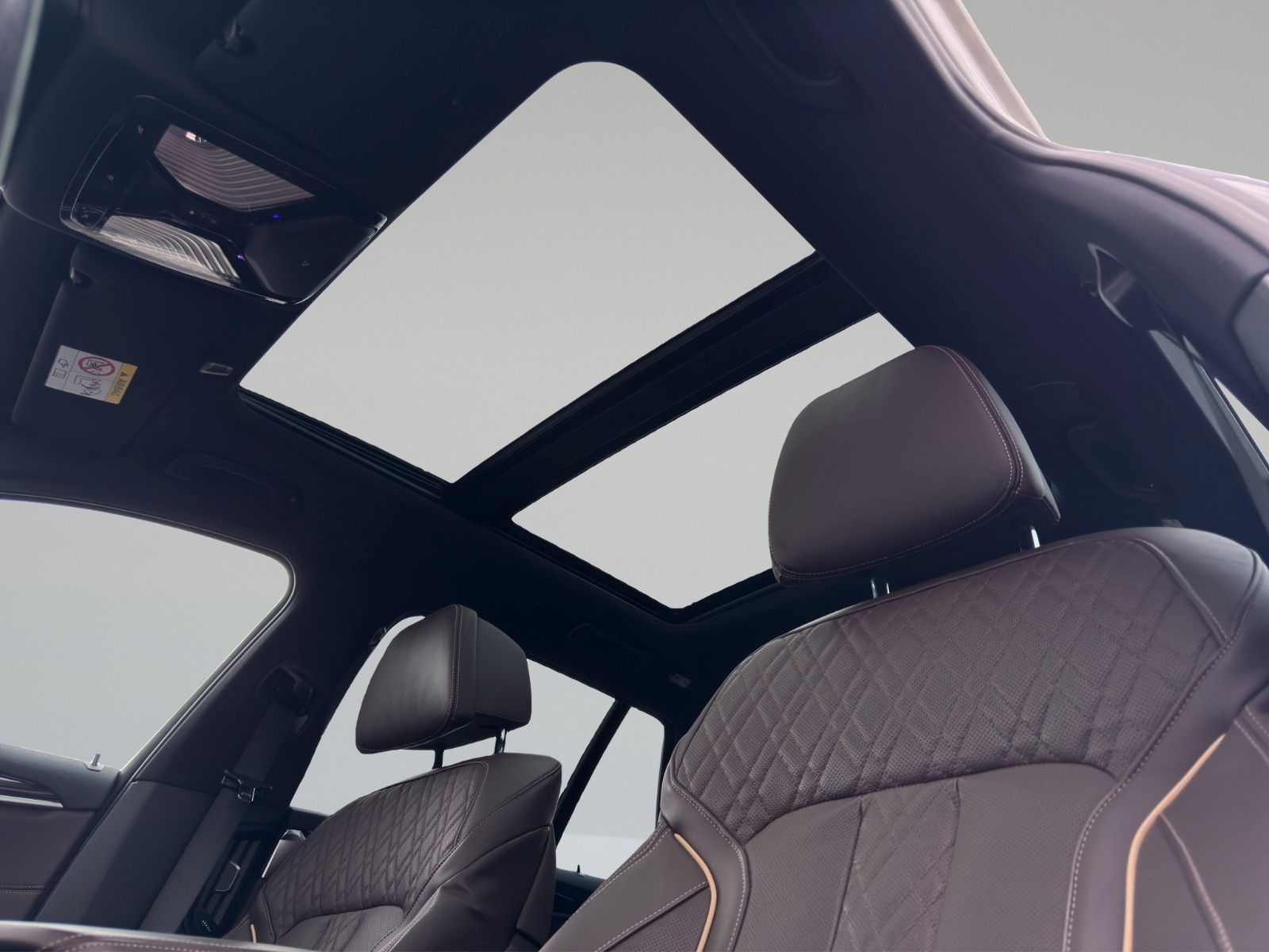 Fahrzeugabbildung BMW 540D XDRIVE M SPORT LASER 360° AHK HUD H&K BROWN