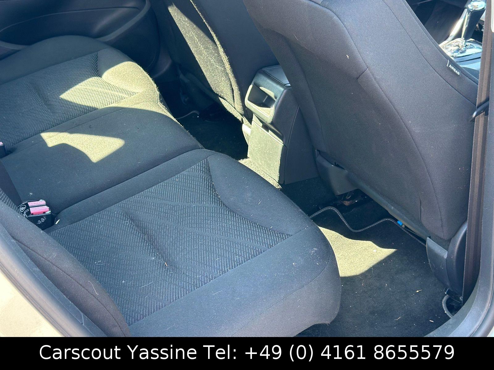 Peugeot 308 2012 — photo 9