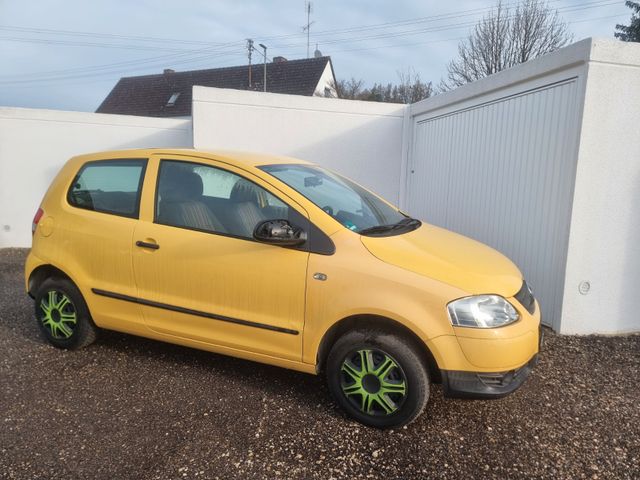 Volkswagen Fox Basis Benziner nur 132tkm