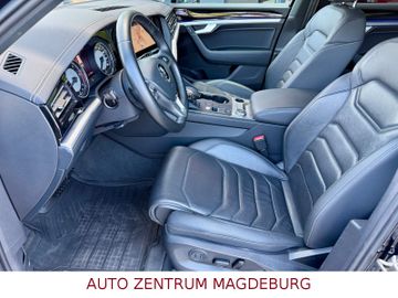 Volkswagen Touareg - 11