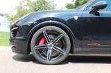 Porsche Cayenne Turbo S:  VOLL, 22", Klappe, Scheckheft  - Porsche Gebrauchtwagen in Stuttgart