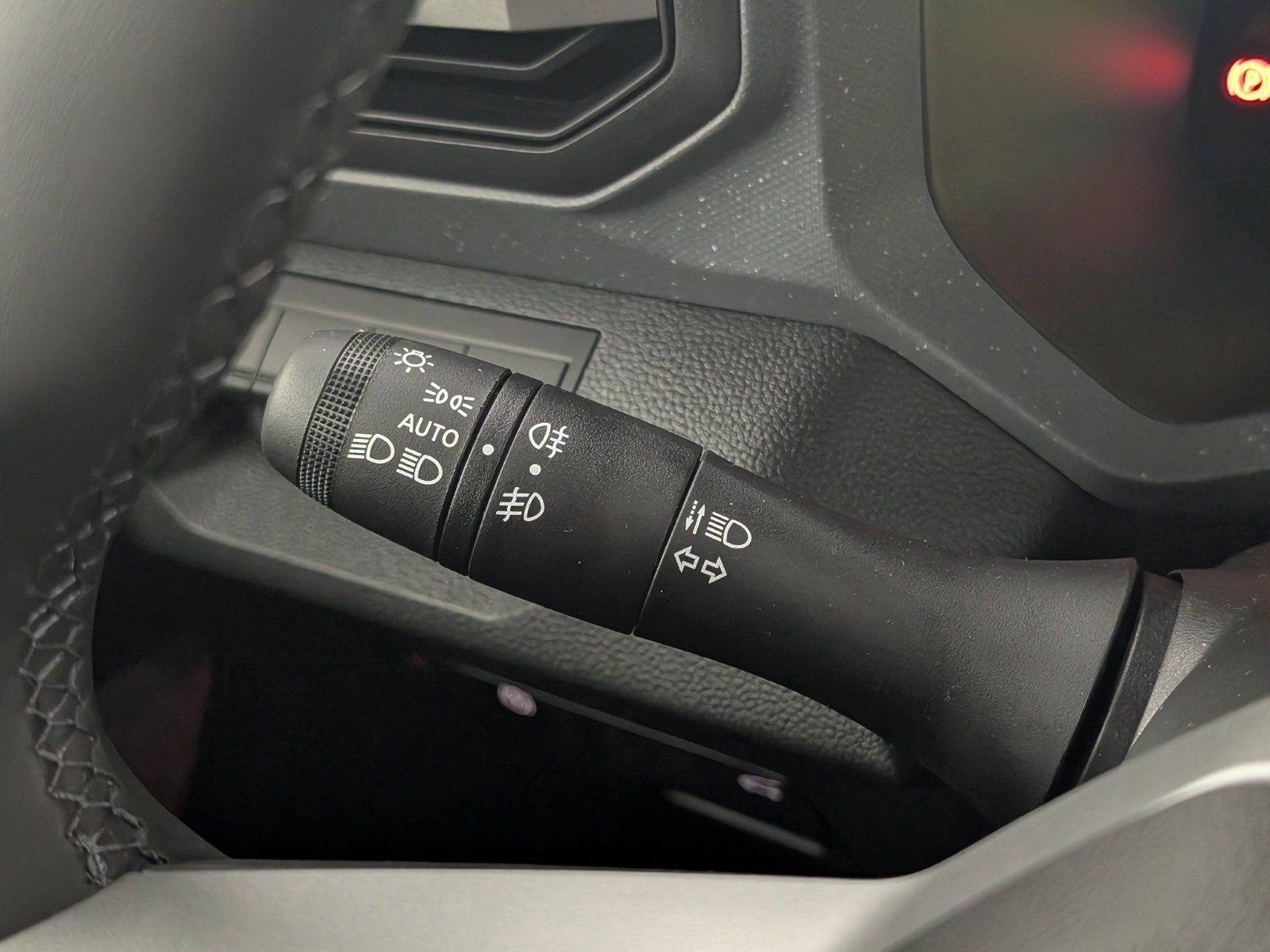 DACIA Bigster  Journey Hybrid 155 19-Zoll City – Bild 32