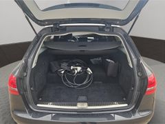 MERCEDES-BENZ C 300 T e Avantgarde Navi 360 Kamera LED El. Hec
