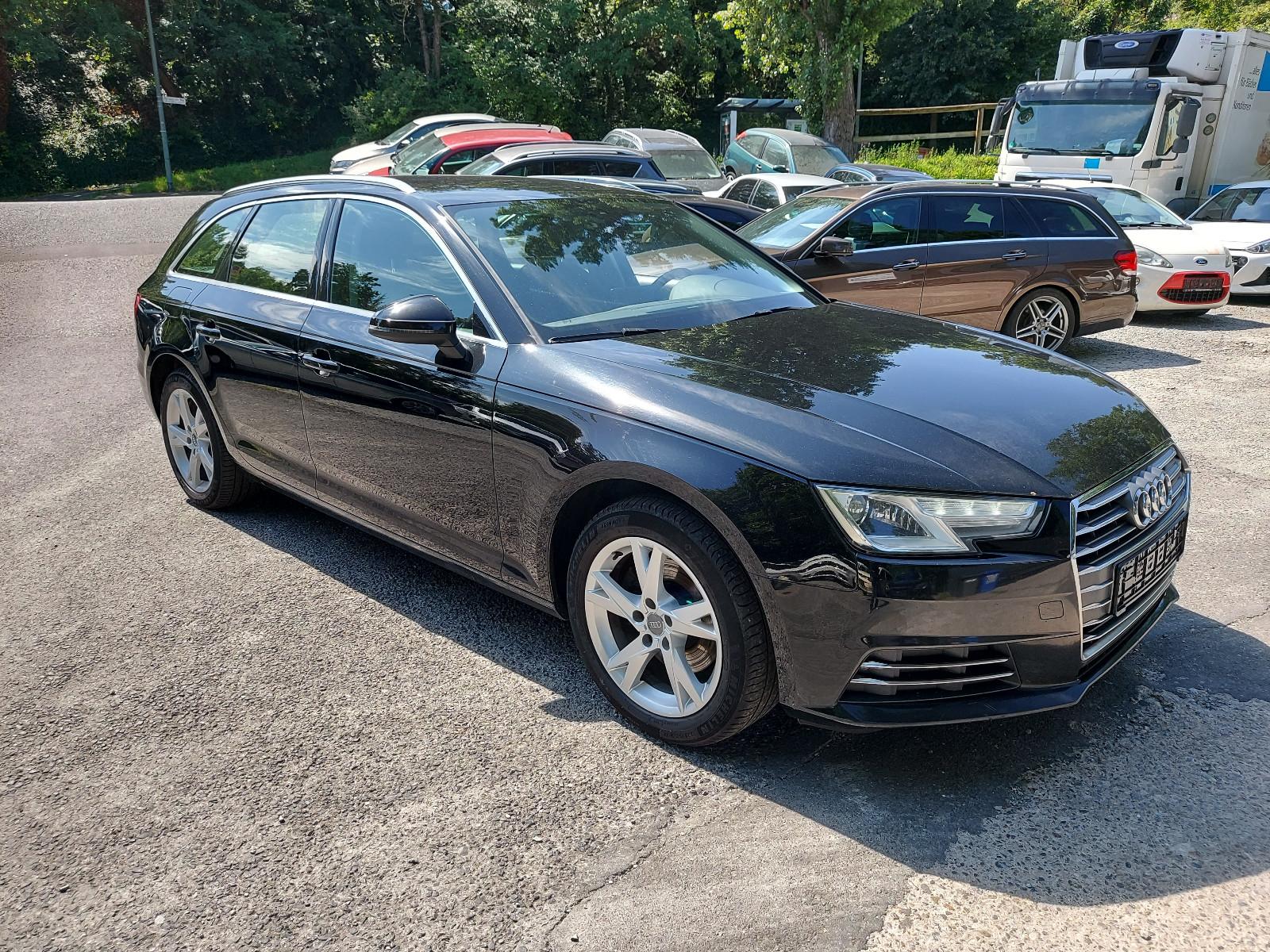 Audi A4 2.0 TFSI Avant sport ultra AHK&Navi