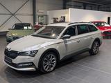 Skoda Superb Combi 2.0 TDI 4x4 DSG Scout 8-fach - Skoda: Combi Scout