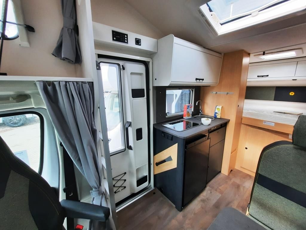 Fahrzeug Übersicht 7 Fahrzeugabbildung Sunlight A 60 Verfüg. / Sparen Sie 4.033,- €