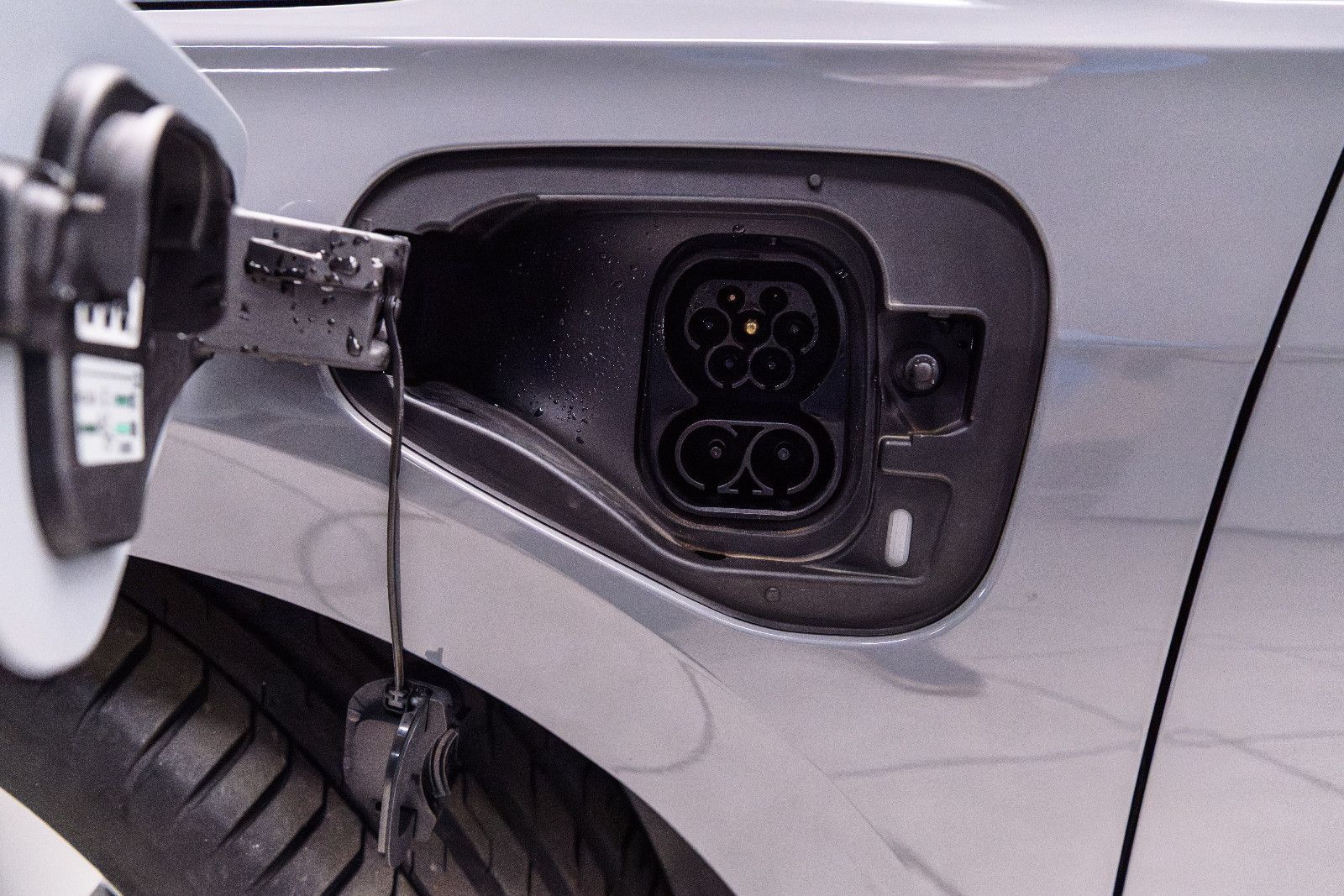 Fahrzeugabbildung Volkswagen Golf VIII Goal 1.5 TSI eHybrid LED+KAMERA+5J.GAR