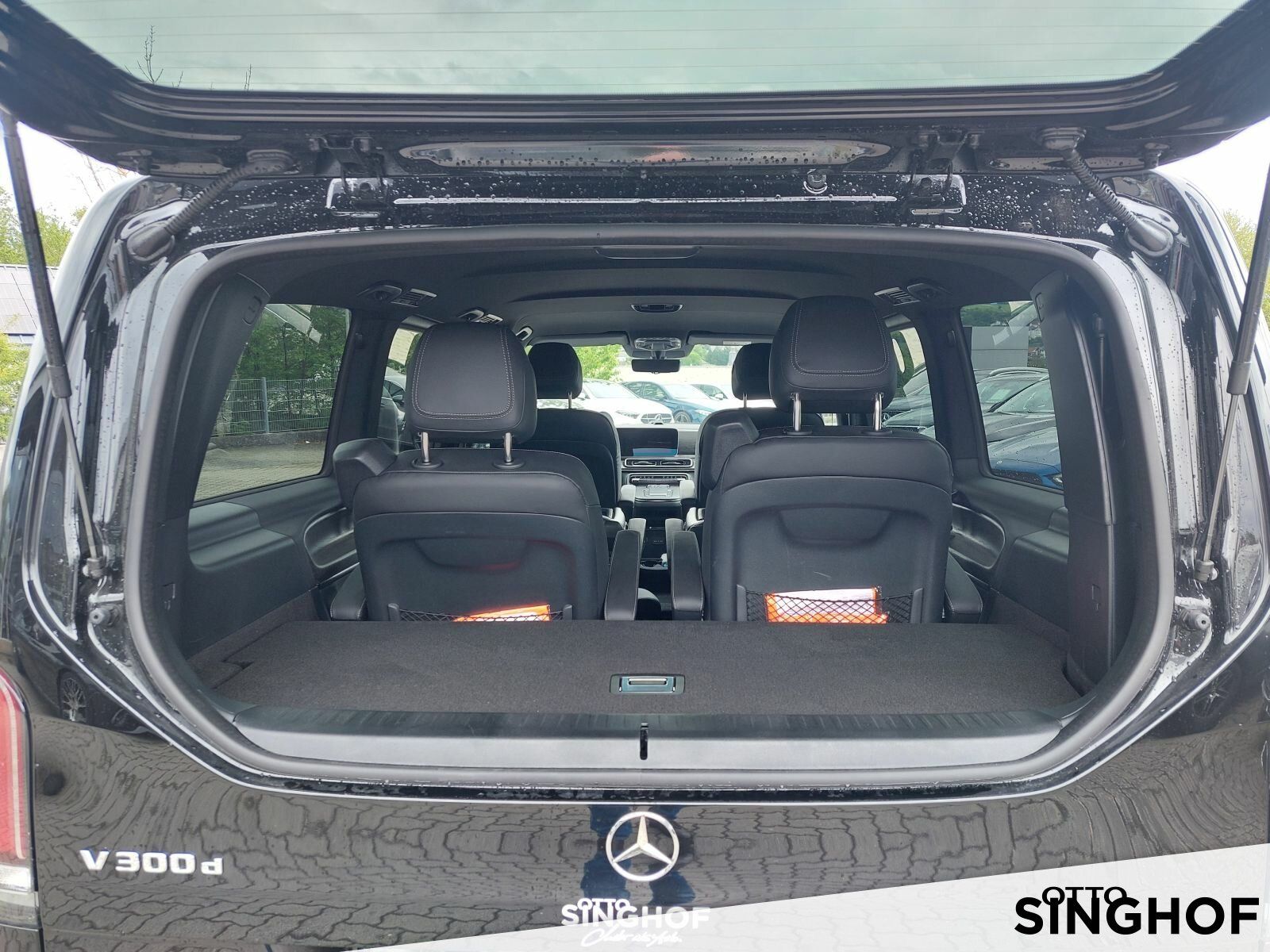 Fahrzeugabbildung Mercedes-Benz V 300 d AVANTGARDE Lang +AHK+360°+Distr+dyn.LED+