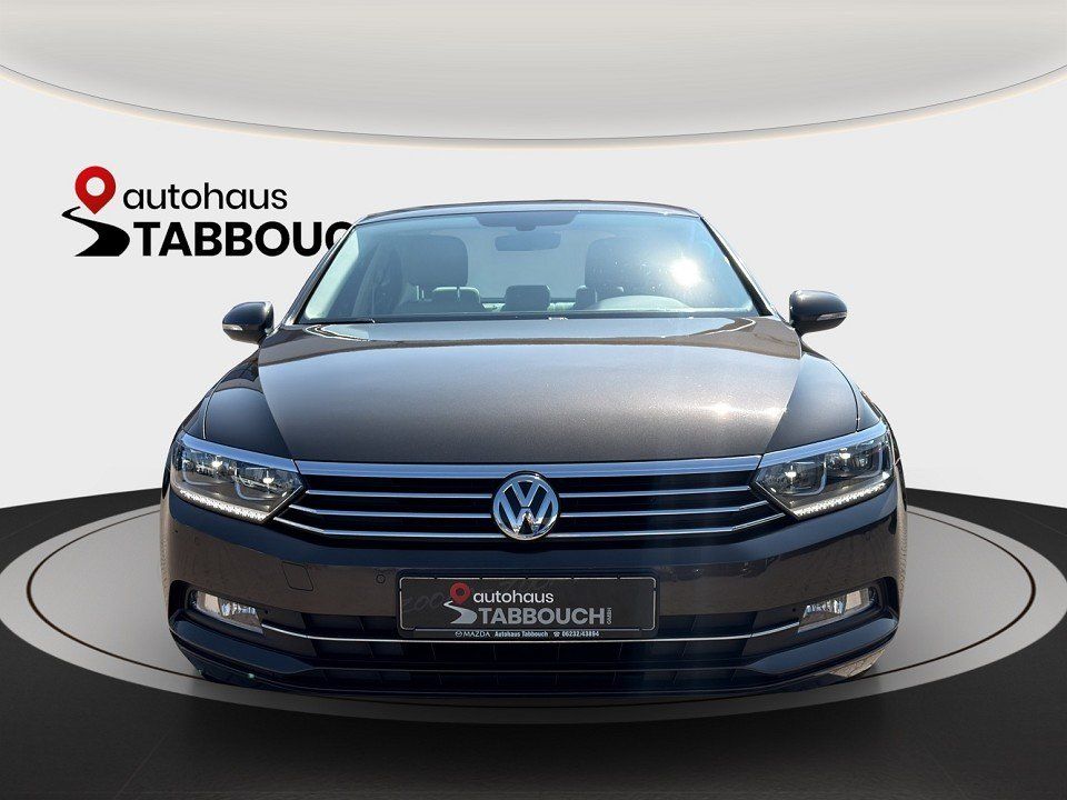 Image of Volkswagen Passat