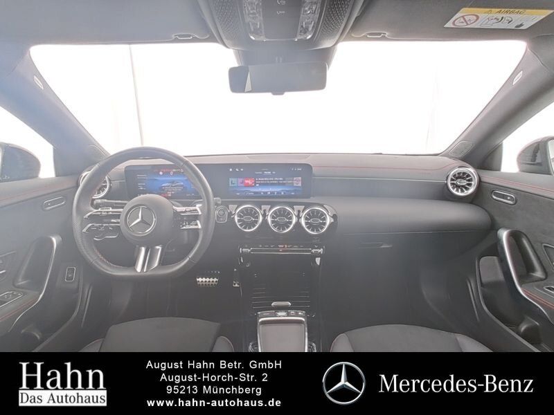 Fahrzeugabbildung Mercedes-Benz CLA 200 AMG/NIGHT/LED/KAMERA/WINTER/AMBI/..