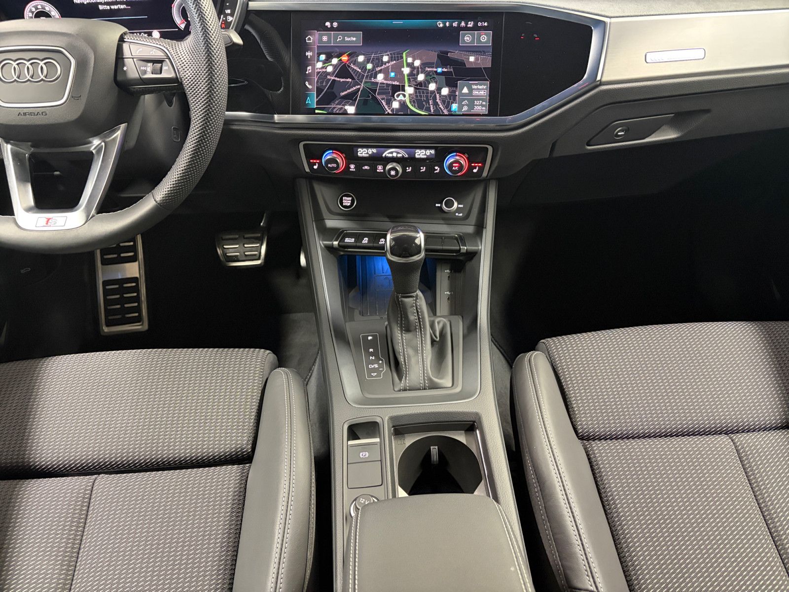 Audi Q3 Sportback 35 TFSI S line AHK Navi Carplay LED foto 8