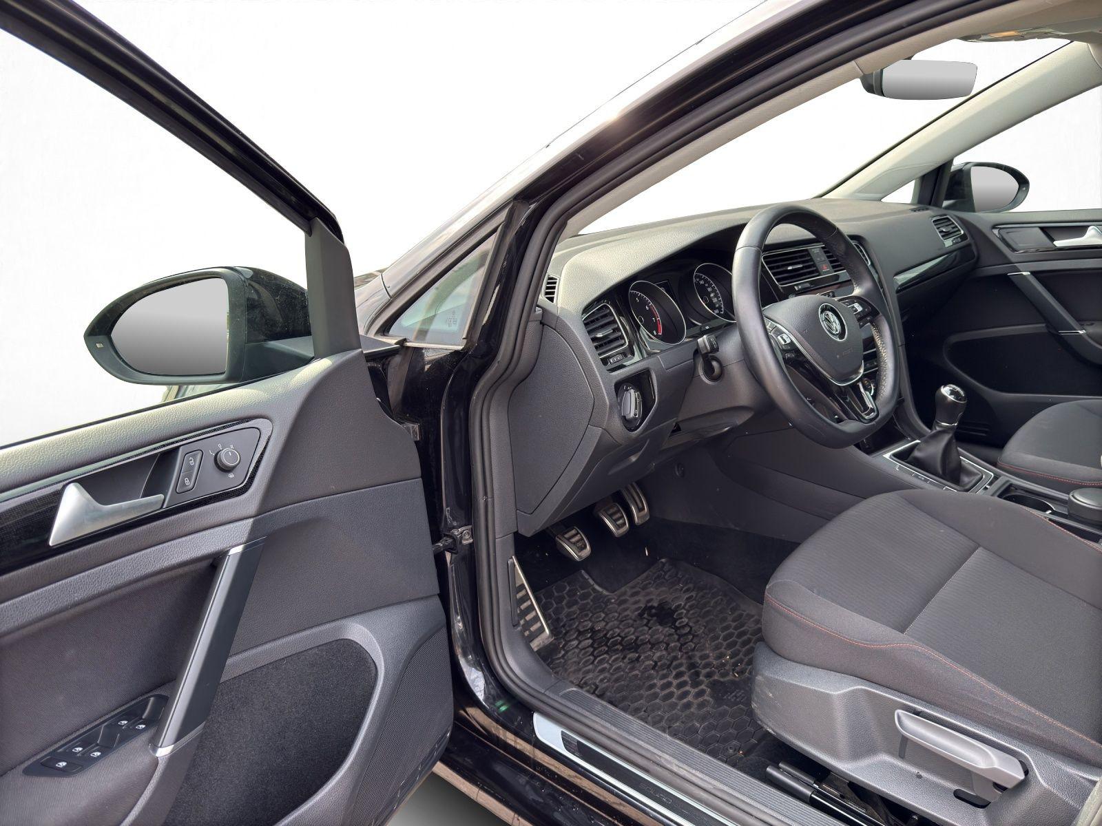 Volkswagen Golf 1.2 TSI SOUND*ACC*Climatronic*PDC*SHZ