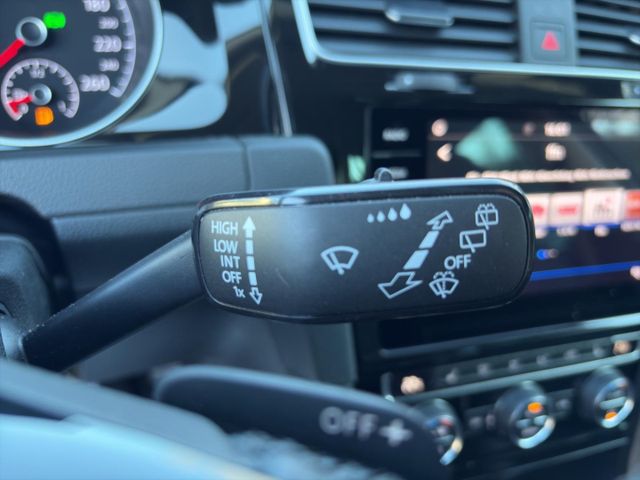 Volkswagen Golf VII Highline Navi*AAC*LED*ACC*Massage*SHZ*1