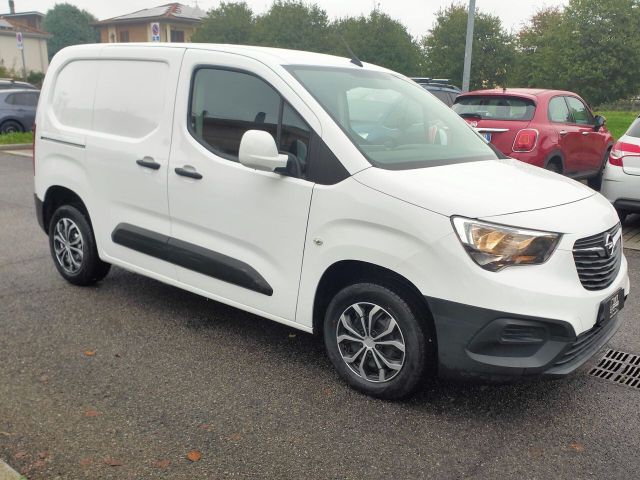 Opel Combo 2021