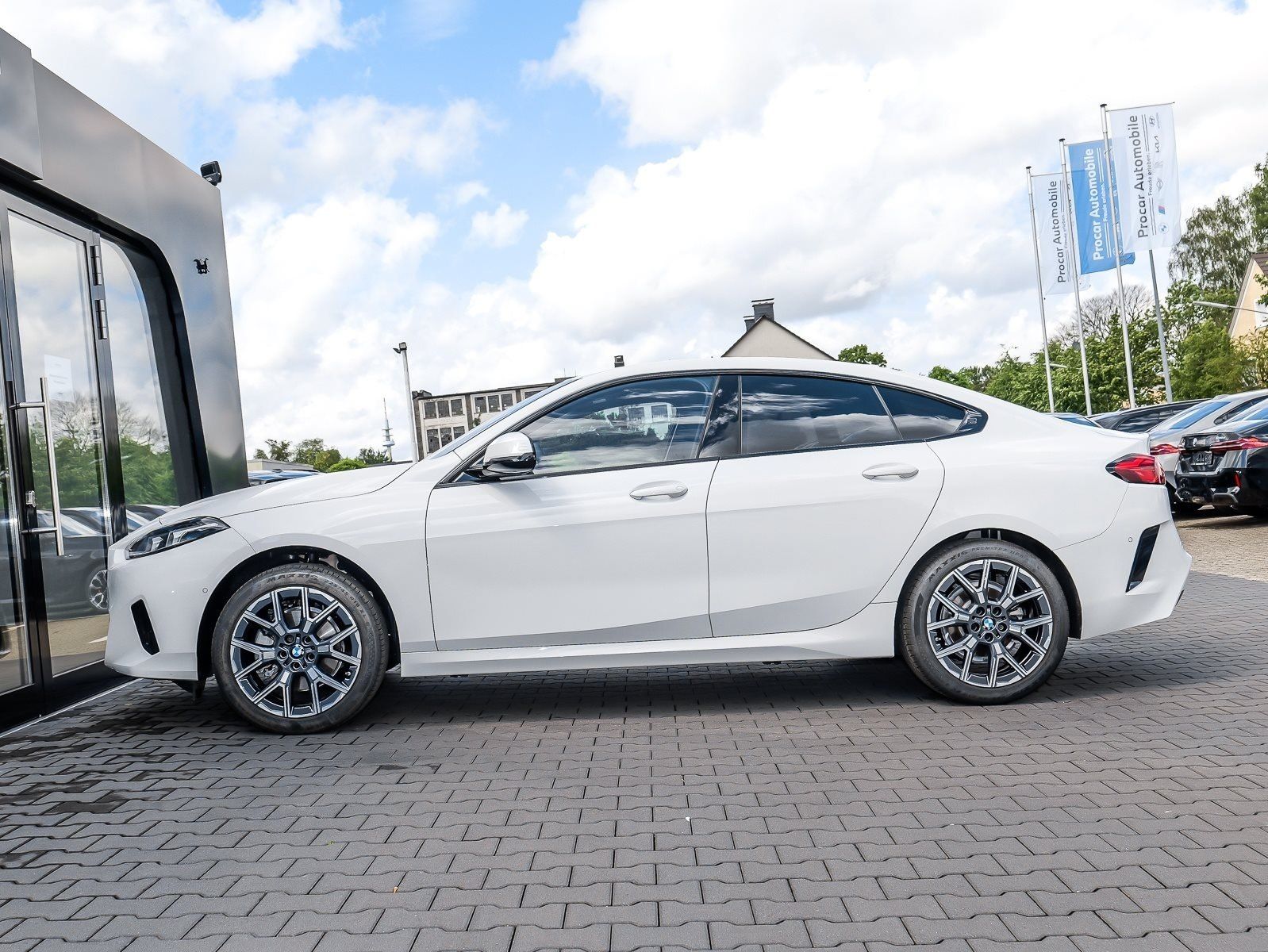BMW 220 Gran Coupé - Bild 9