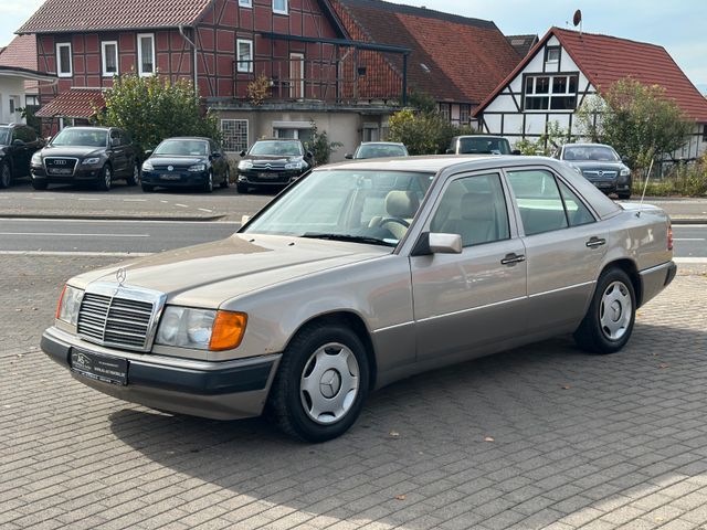 Mercedes-Benz 230E Lim. 2.Hand Schiebedach