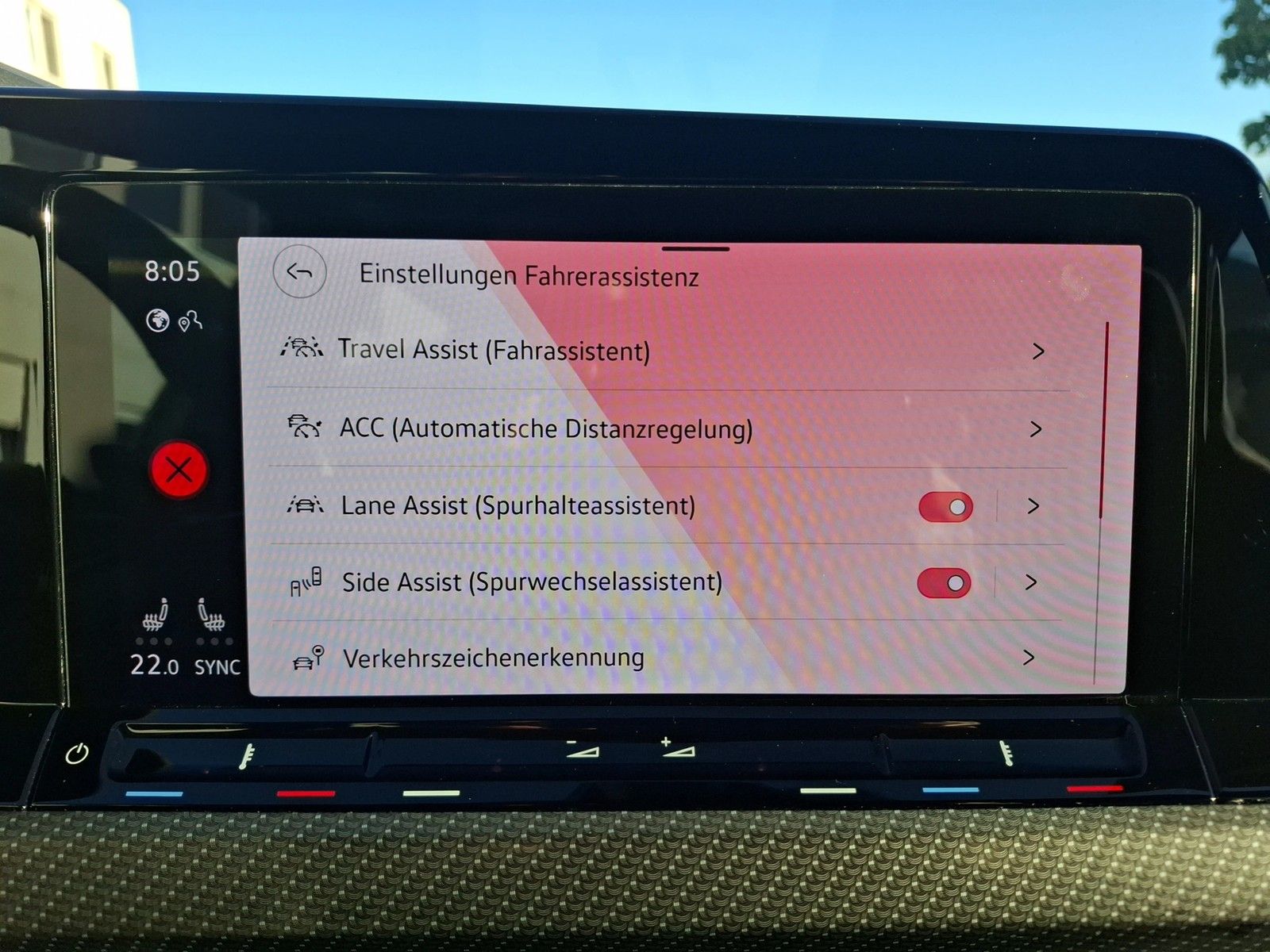 Fahrzeugabbildung Volkswagen Golf VIII Variant R DSG 4M Matrix Navi AID ACC R