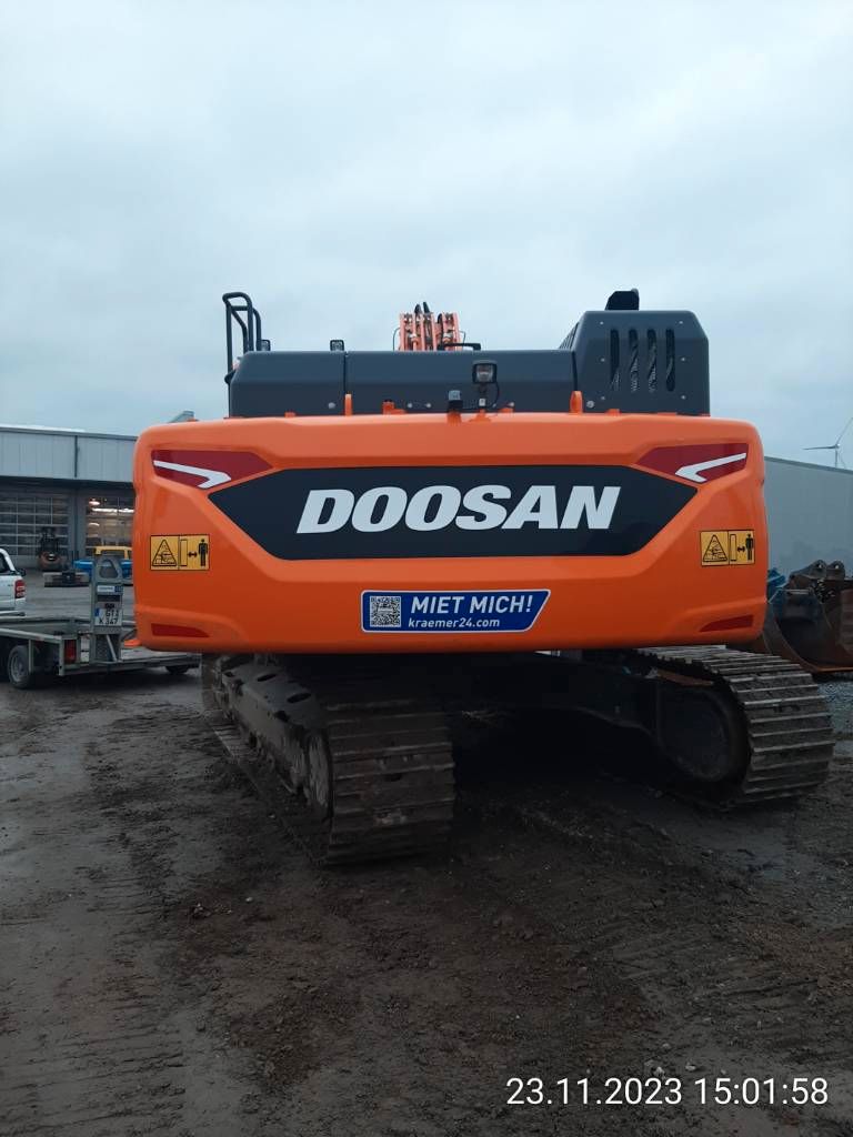 Fahrzeugabbildung Doosan DX 300 LC-7