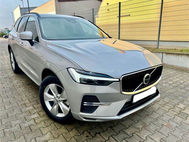 Volvo XC60 B4 Essential Mild-Hybrid Standh...