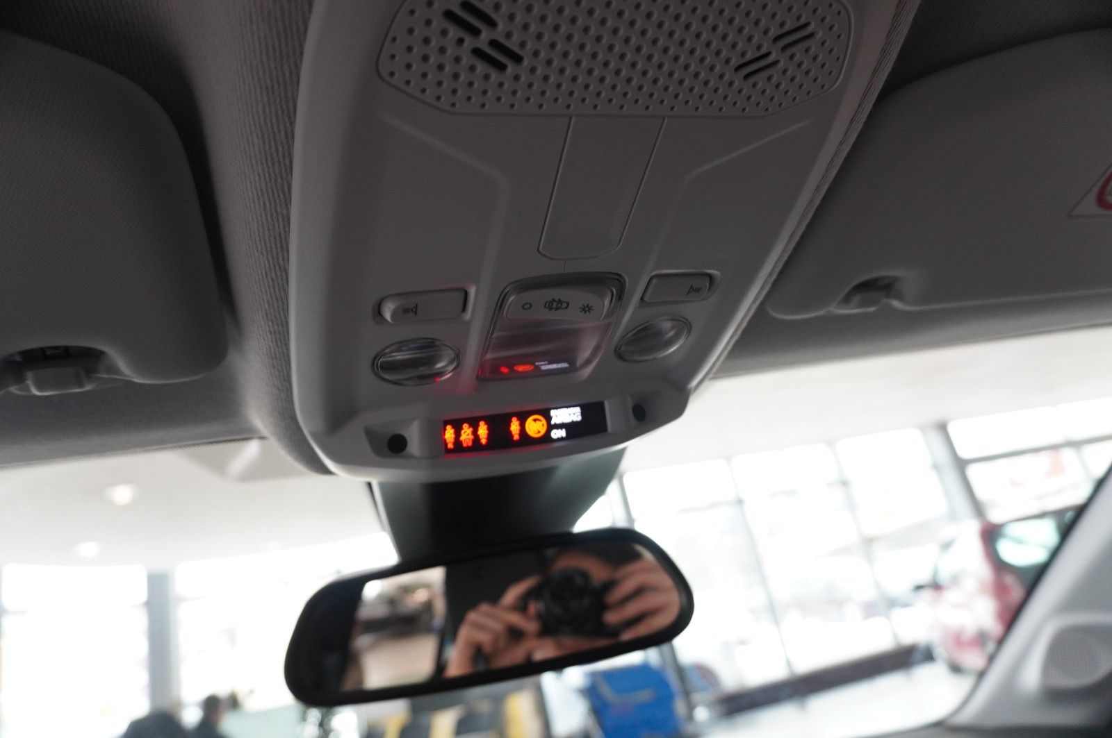 Fahrzeugabbildung Opel Corsa F 1.2T ELEGANCE NAVI/LED/KAMERA/SPORT/DAB+