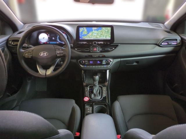 Fahrzeugabbildung Hyundai i30 FL 5-Türer (MY25) 1.0 T-GDI (100 PS) 7-DCT 2