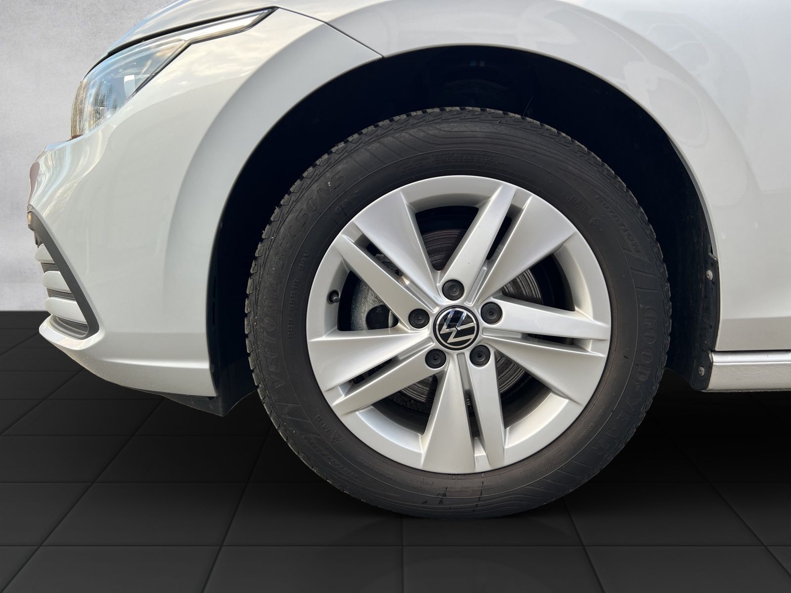 Golf VIII Life 2.0 TDI DSG*Navi*ACC*LED