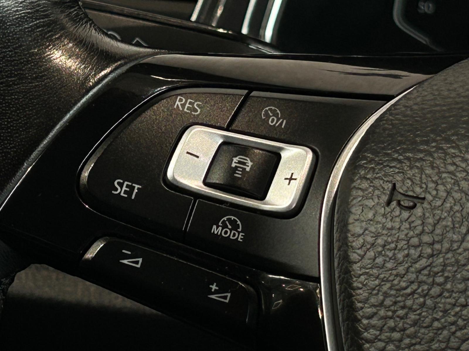Volkswagen T-Roc Sport 4Motion*LED*VIRTUAL*ASSIST*NAVI*AMBI
