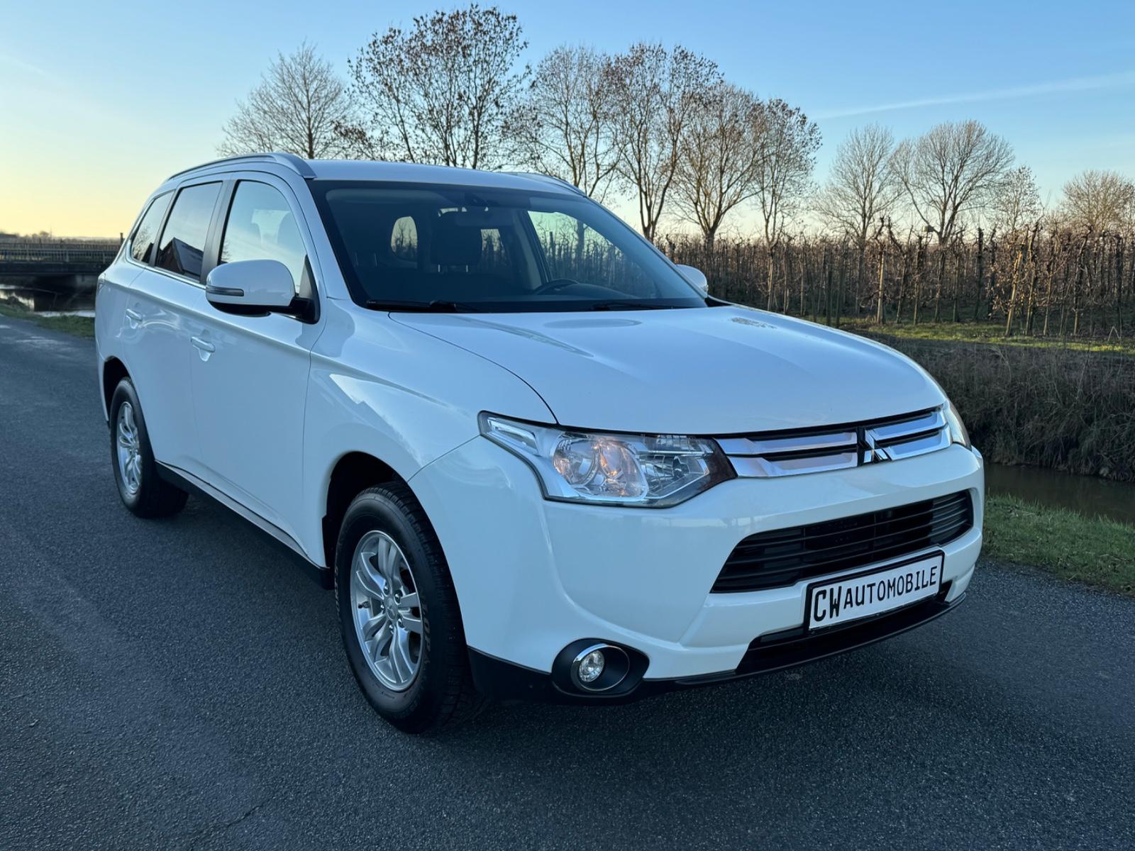 Mitsubishi Outlander Business Edition 2.0 Automatik 7-Sitze