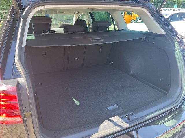 Golf Variant IQ Drive TSi Navi ACC EPC v+h