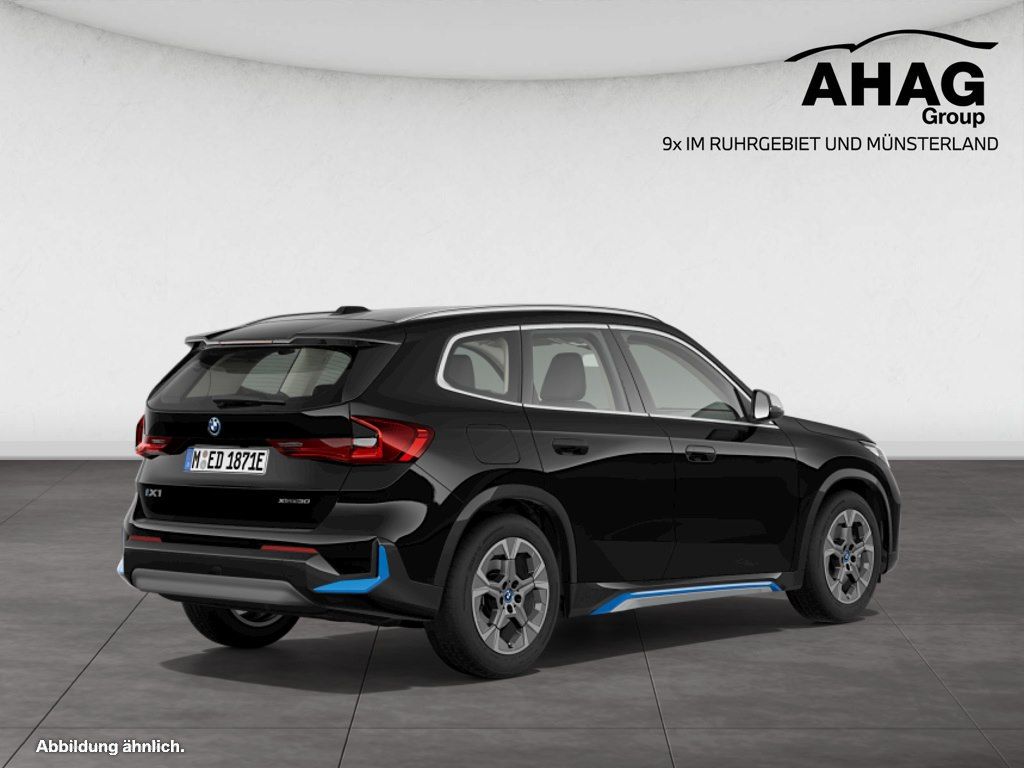 BMW iX1 xDrive30 imagem 2
