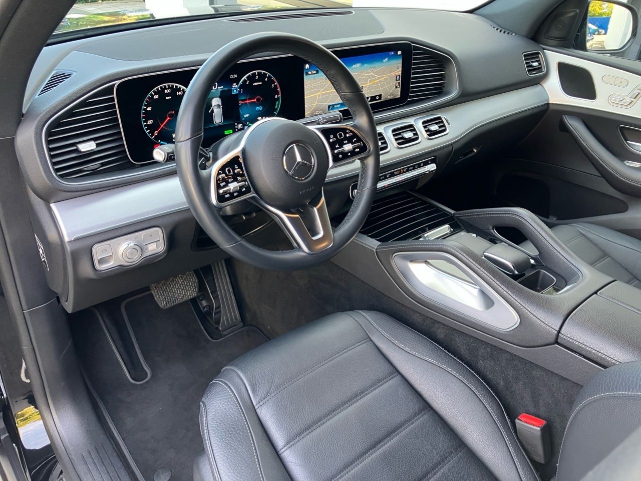 Fahrzeugabbildung Mercedes-Benz GLE 350 de 4M AMG+NIGHT+360°+21 ZOLL+LED+STNDHZ+