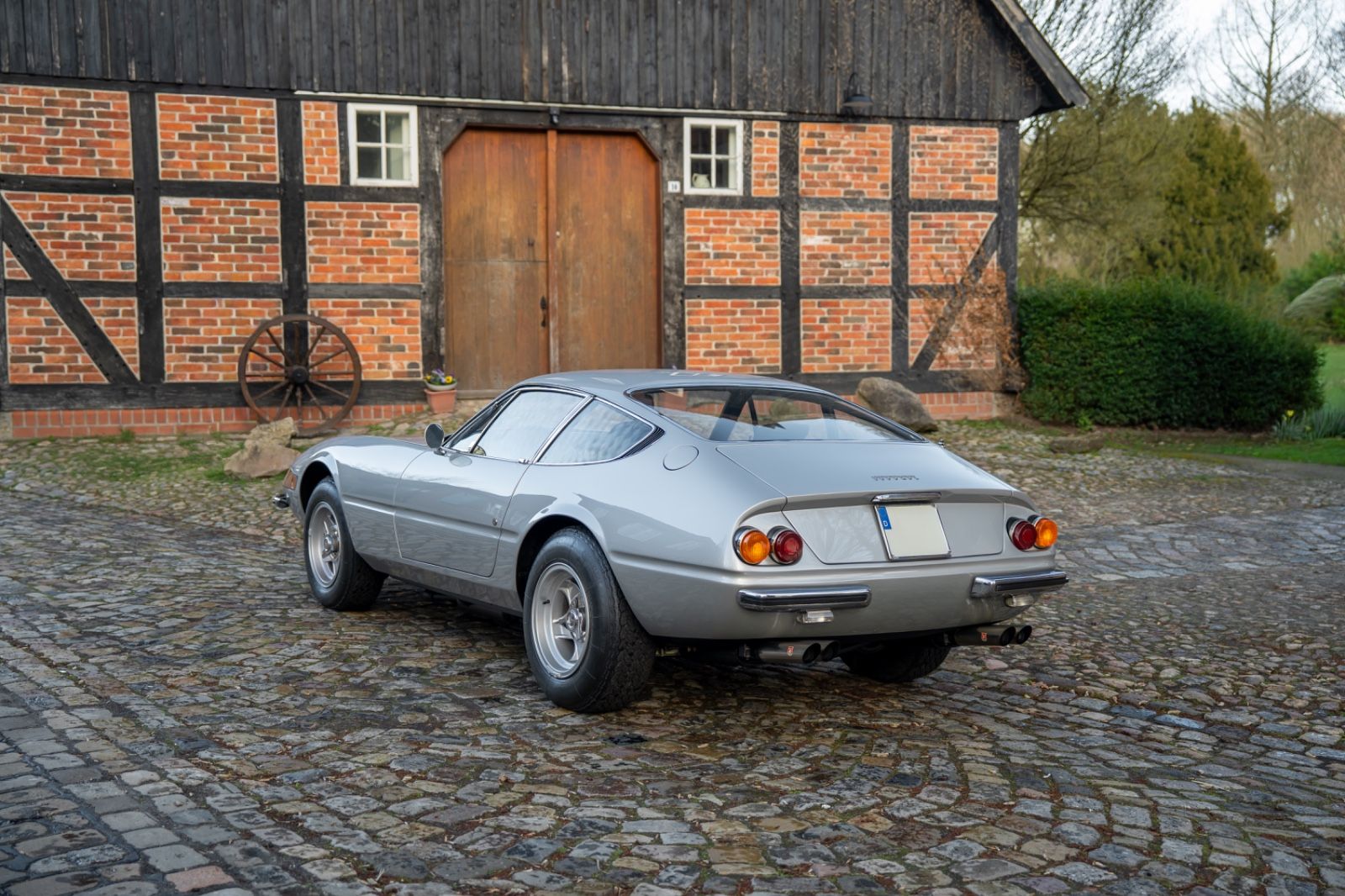 Fahrzeugabbildung Ferrari 365 GTB4 Daytona **Ferrari Classiche Zertifikat*