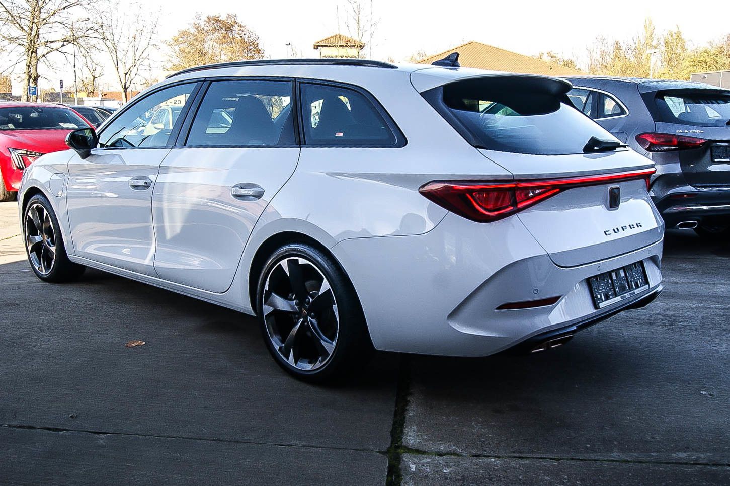 Fahrzeugabbildung CUPRA Leon Sportstourer e-HYBRID VIRTUAL ACC XL 1HAND