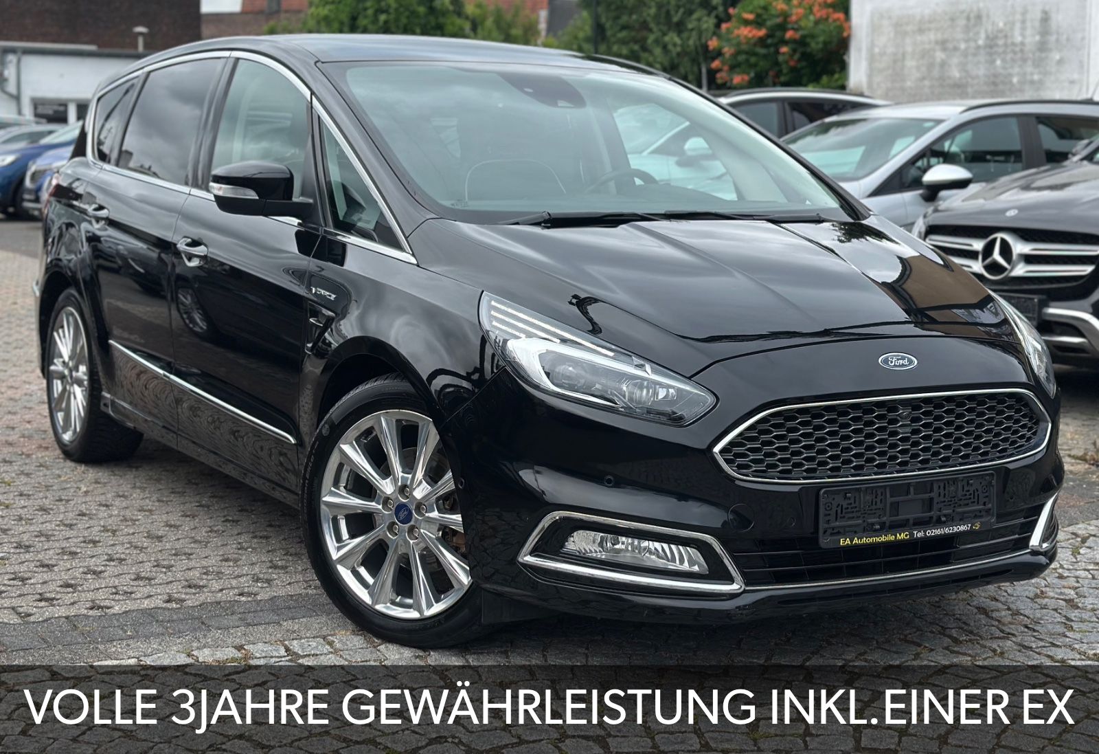 Ford S-Max*VIGNALE*7SITZER-NAVI-KEYLESS-SHZ-PANO-LED