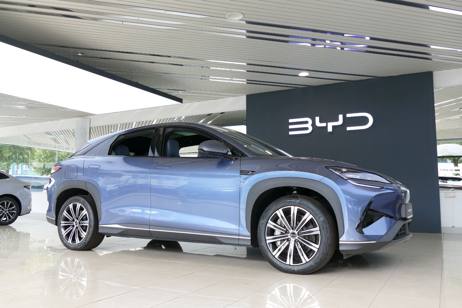 BYD SEALION 7