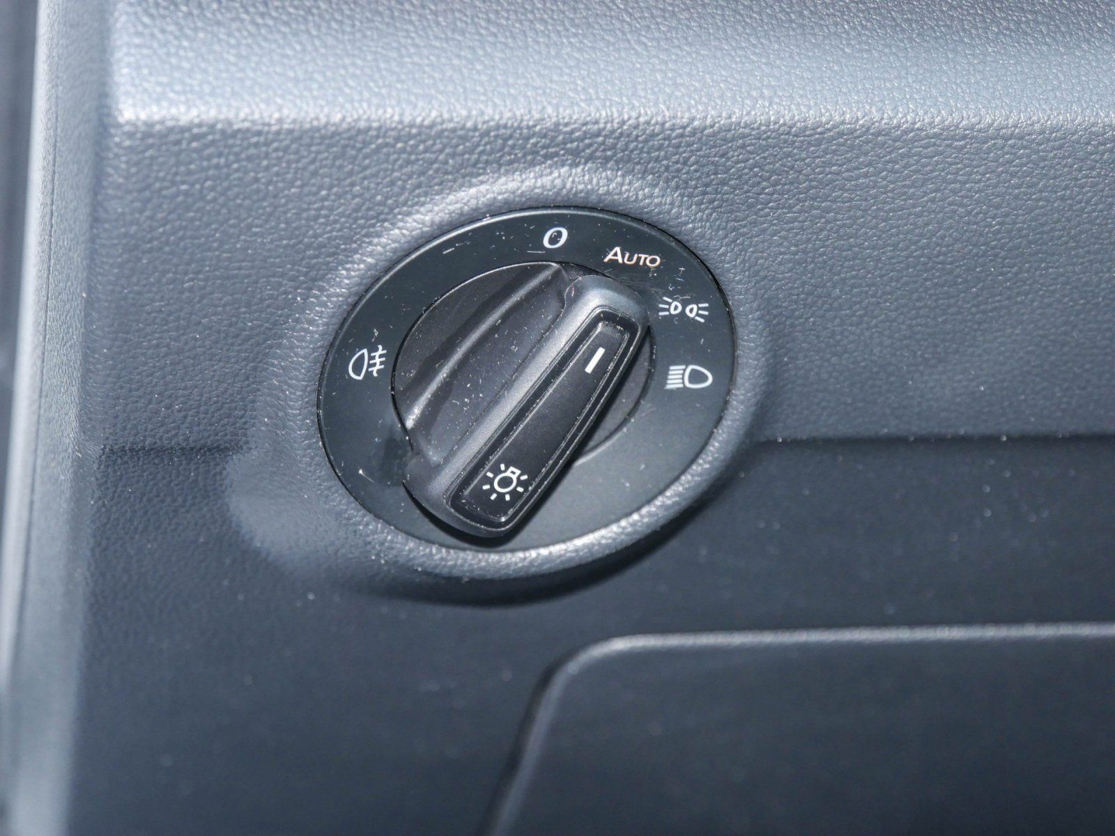 Volkswagen T-Roc - Bild 15