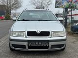 Skoda Octavia Combi 1.9 TDI 81kW Elegance - Skoda Octavia: 81 Kw