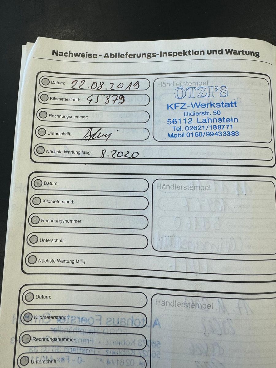 Fahrzeugabbildung Ford Tourneo Connect / KLIMA / PDC / WINTERPAKET